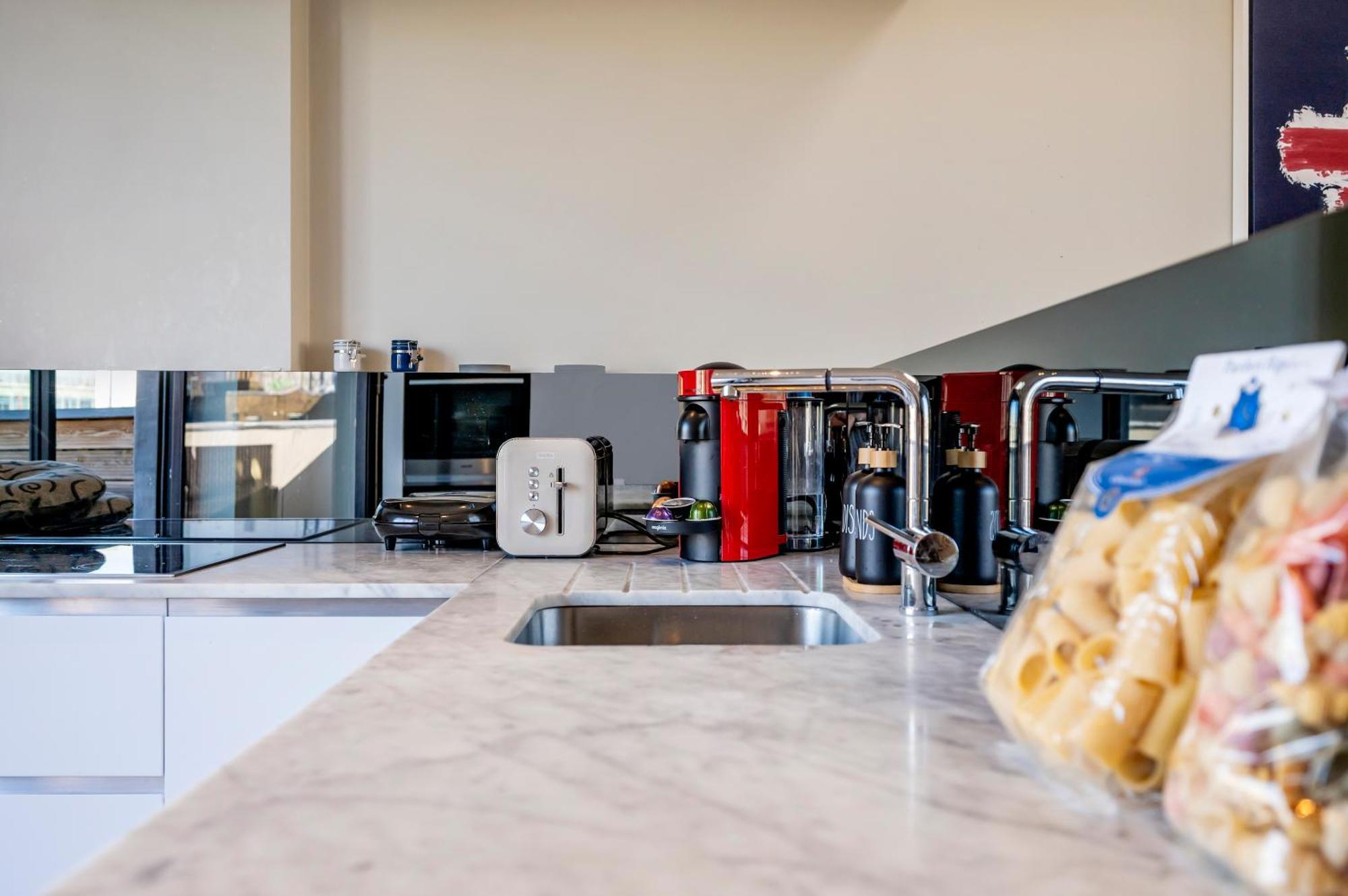Arcore Premium Apartments Bloomsbury Лондон Екстериор снимка